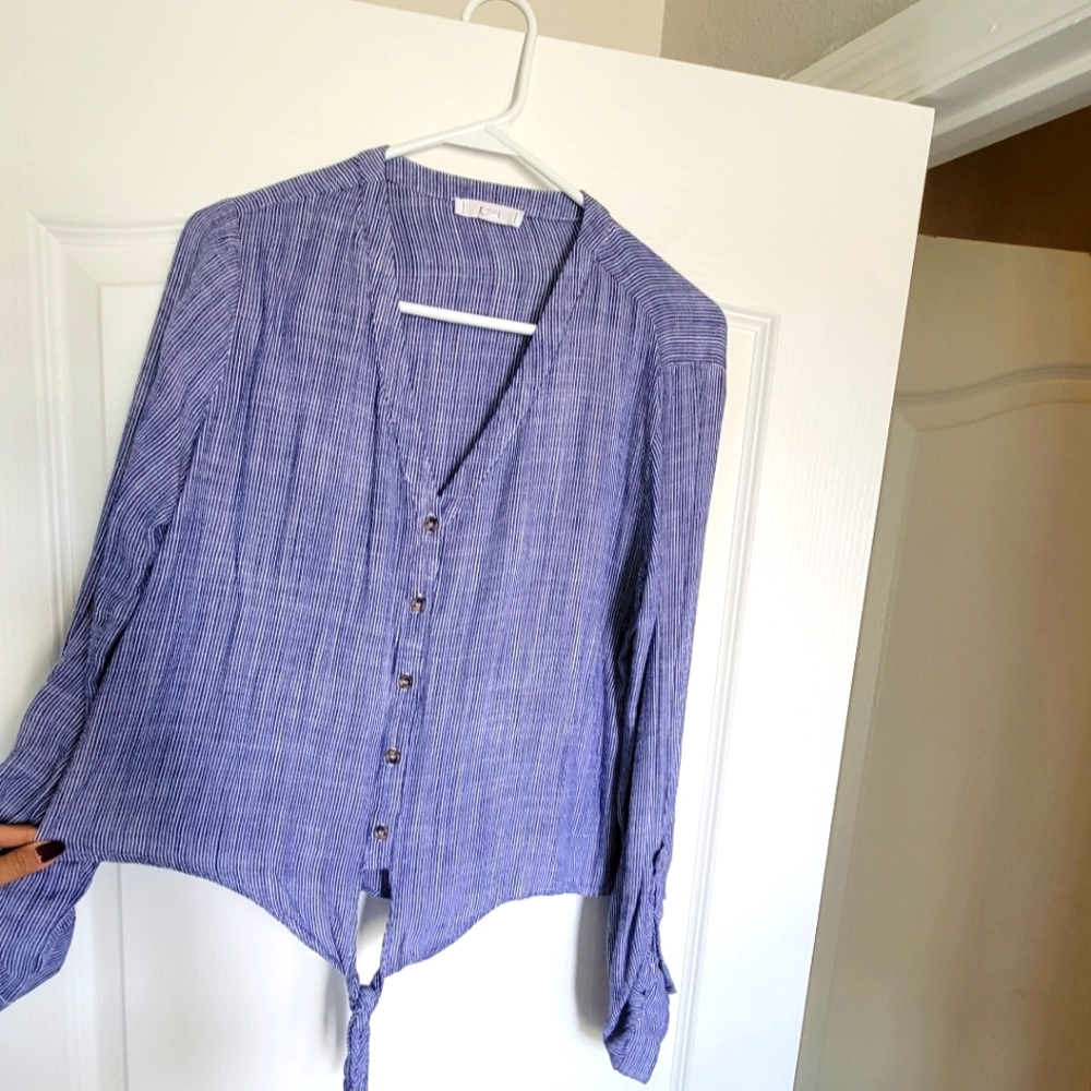 Buttoned shirt